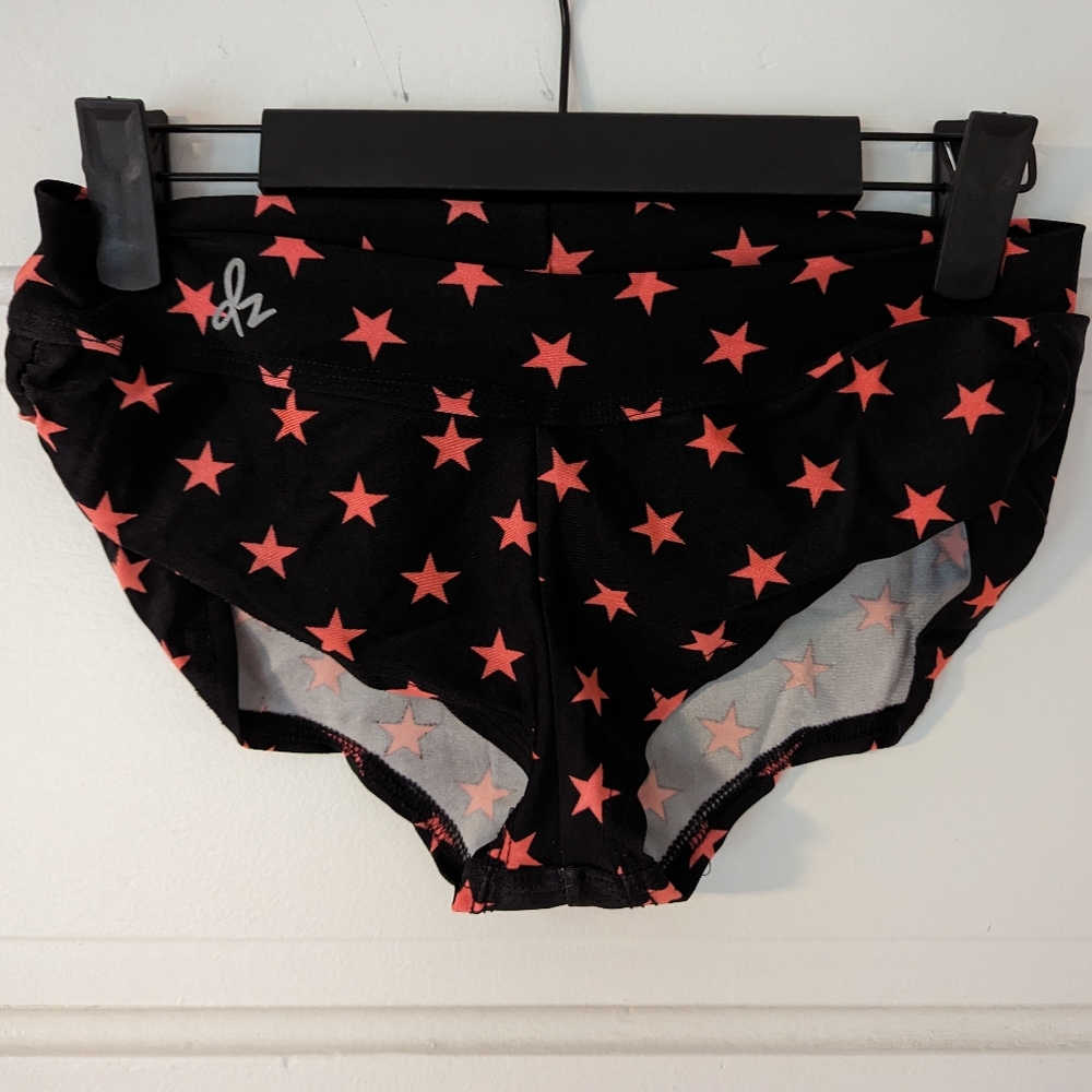 Derby Skinz hot pants orange stars
